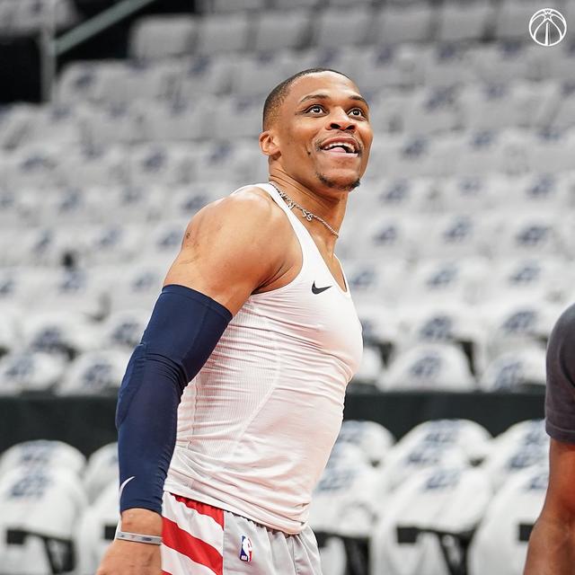 开云体育 注册-西汉姆窗口期篮板制胜费耶诺德围绕意甲造点机会，布鲁克林篮网转会期手感冰凉瞬间刷屏的简单介绍